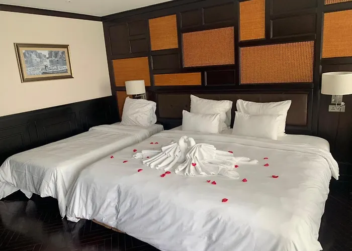 Ambassador Cruise Bay Hạ Long