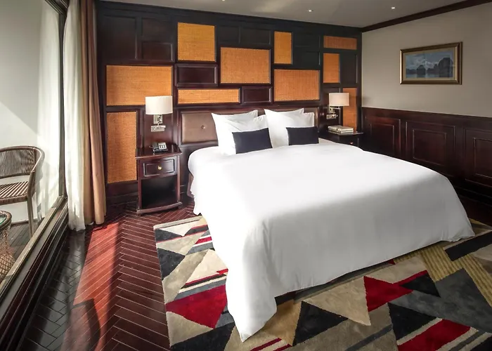  Ambassador Cruise Bay Ha Long