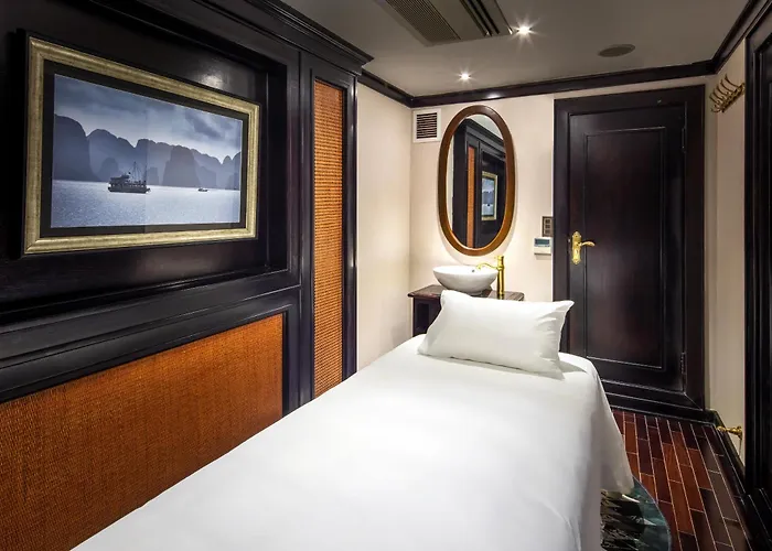 Ambassador Cruise Bay  5*